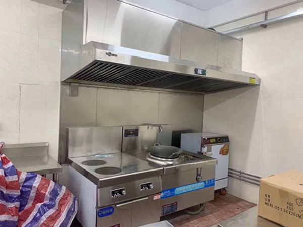不銹鋼廚房設備的保養方法