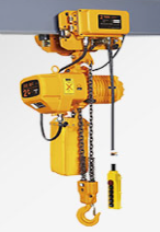 模具沖壓件車間使用環(huán)鏈電動葫蘆搬運模具沖壓件